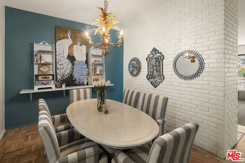 $1,495,000 | 141 South Linden Drive, Unit 204, Beverly Hills, CA 90212