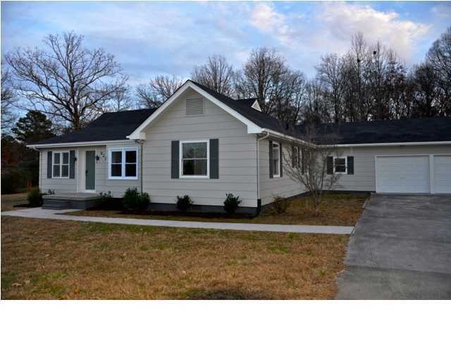 8226 Patterson Road Chattanooga, TN 37421 - Photo 1 of 24 Primary Photo