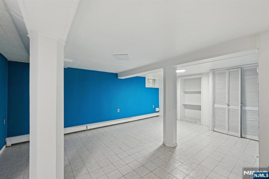 48 Marinus Street Rochelle Park, NJ 07662 - Photo 31 of 42
