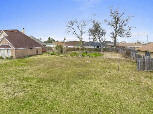 $19,500 | 2009 Bancroft Street, Lake Charles, LA 70607