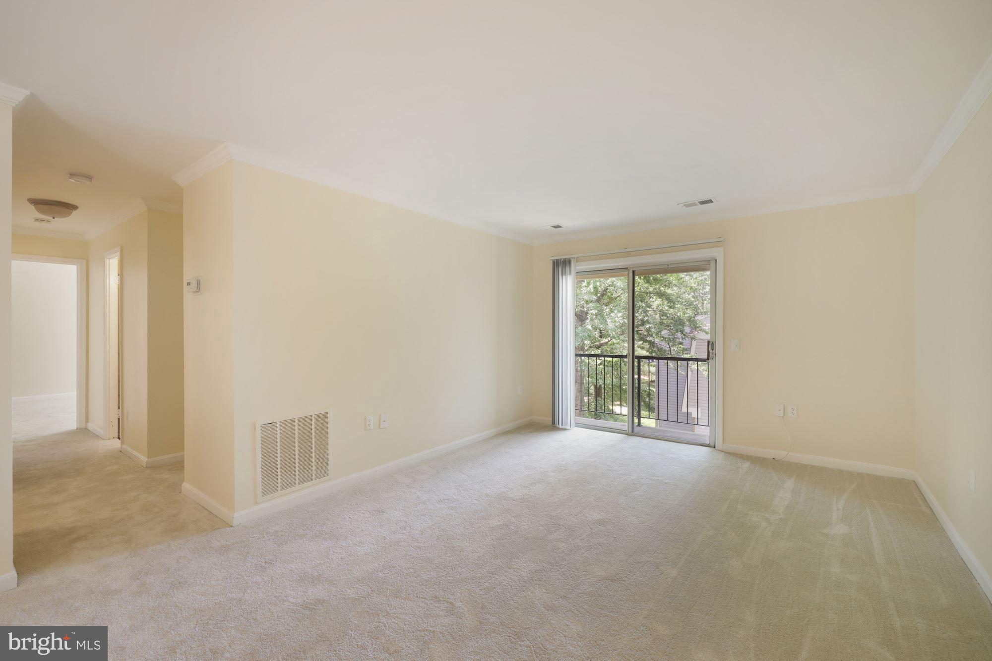 18318 Streamside Drive, Unit 302 Gaithersburg, MD 20879 - Photo 11 of 22 Interior General
