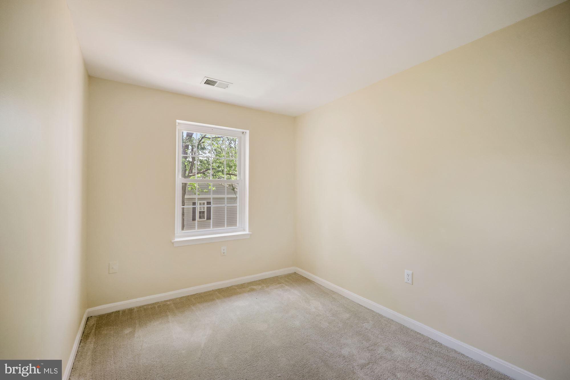 18318 Streamside Drive, Unit 302 Gaithersburg, MD 20879 - Photo 20 of 22 Bedroom 3