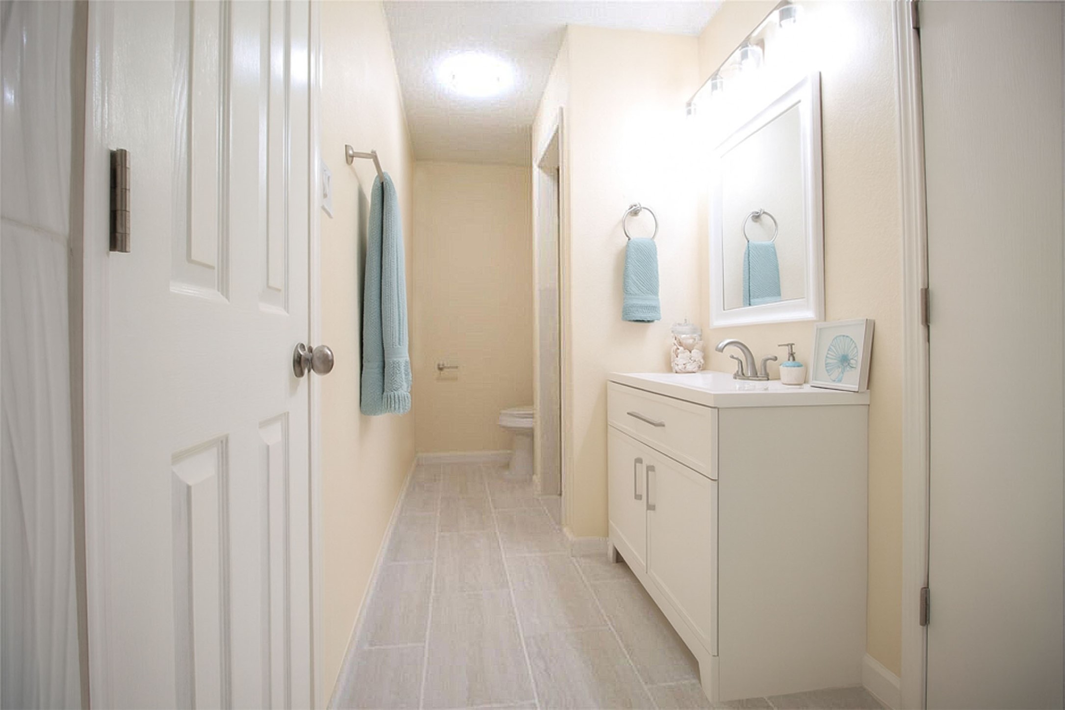 8011 Goldengrove Drive Spring, TX 77379 - Photo 41 of 48 Full Bath (Virtually Staged)