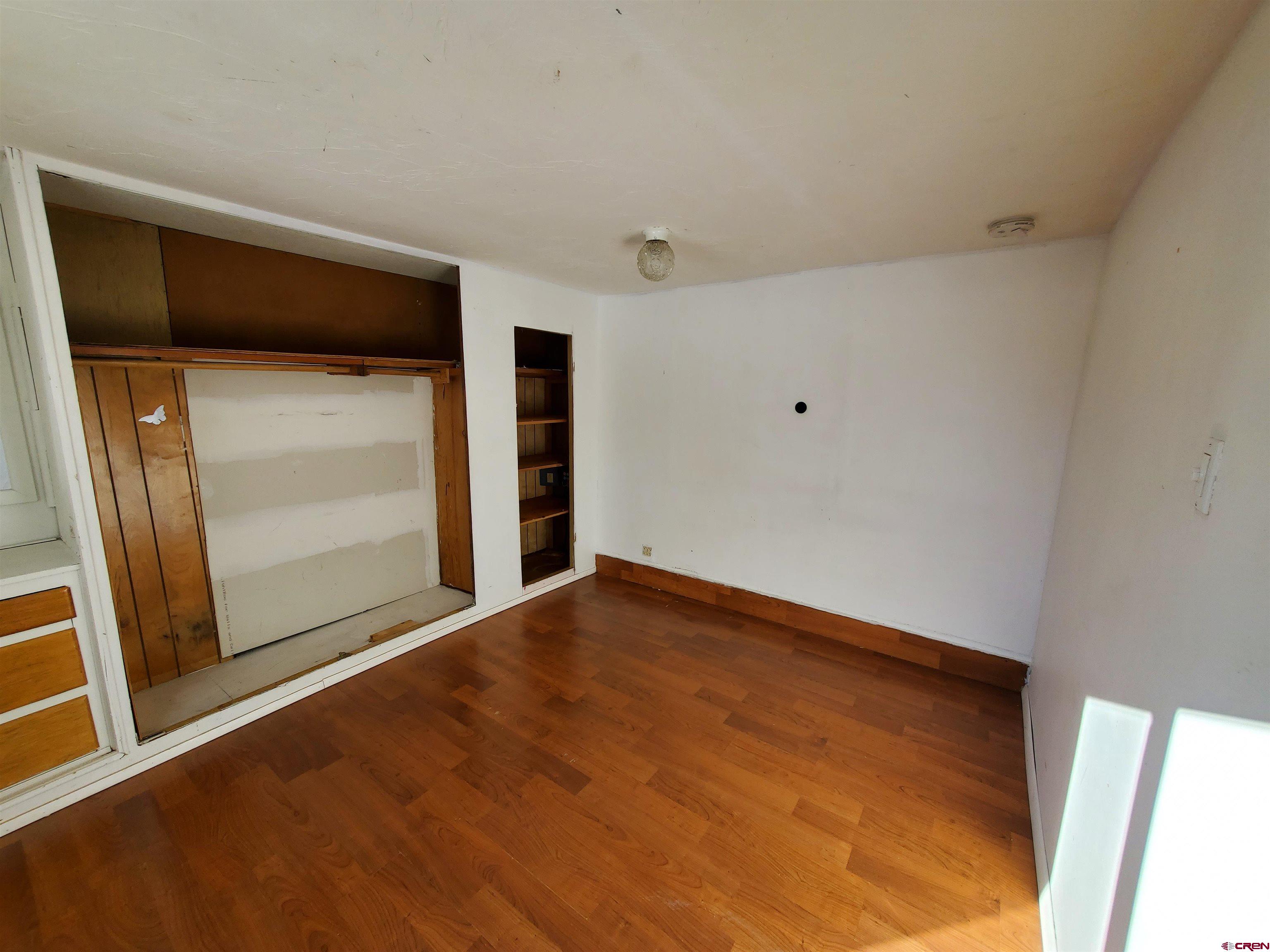 41559 Road H 25 Mancos Co 81328 Mancos, CO 81328 - Photo 7 of 20 a view of an empty room with a window