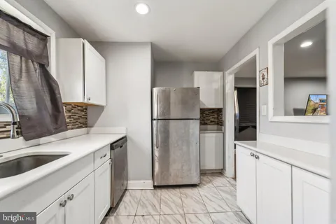 $260,000 | 818 Neptune Avenue, Oxon Hill, MD 20745