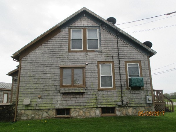 141 Shaw Road Fairhaven, MA 02719 - Photo 2 of 4 Gallery Image 2