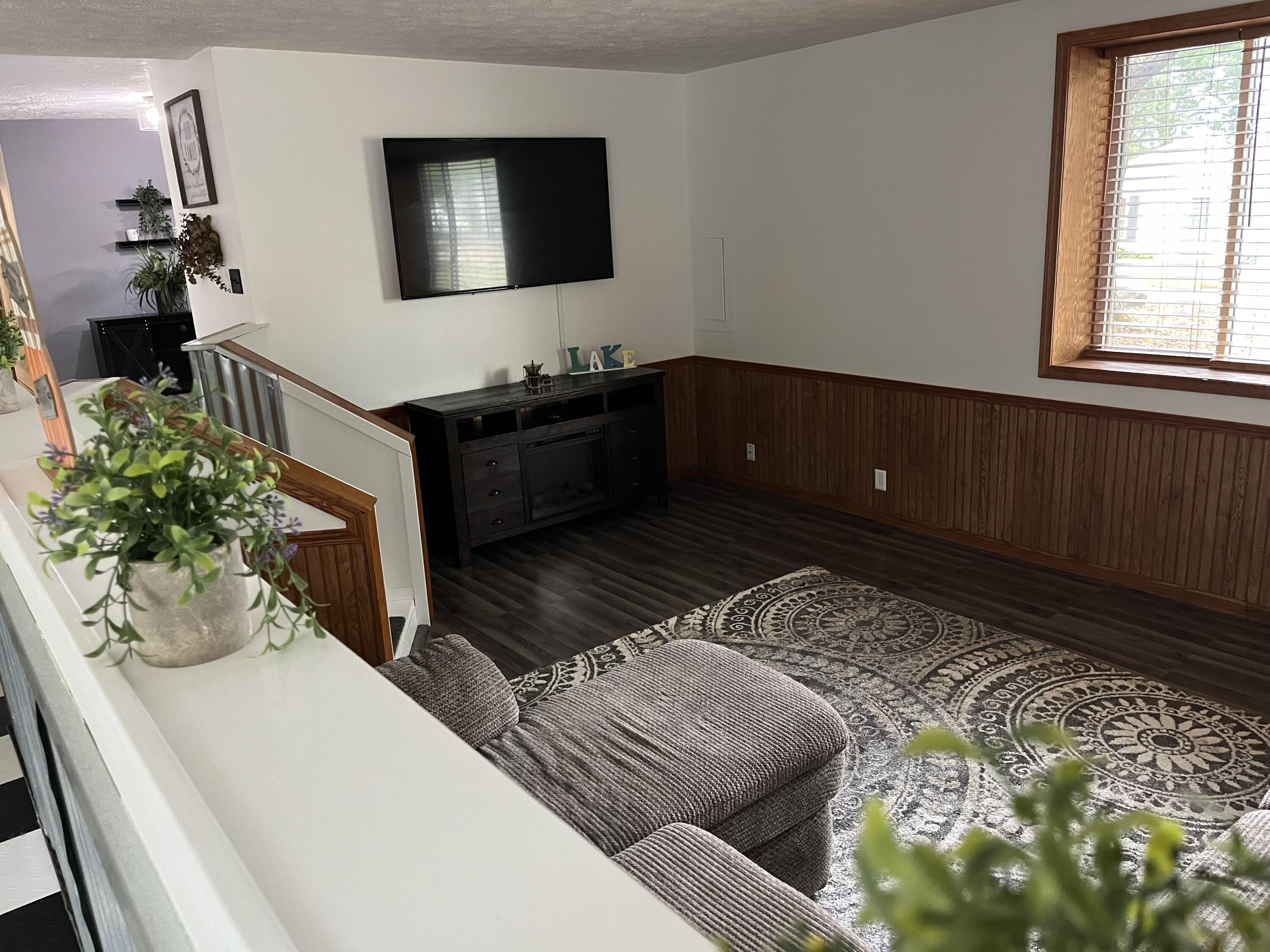 65 East Baseline Road Gobles, MI 49055 - Photo 13 of 30 Living Room