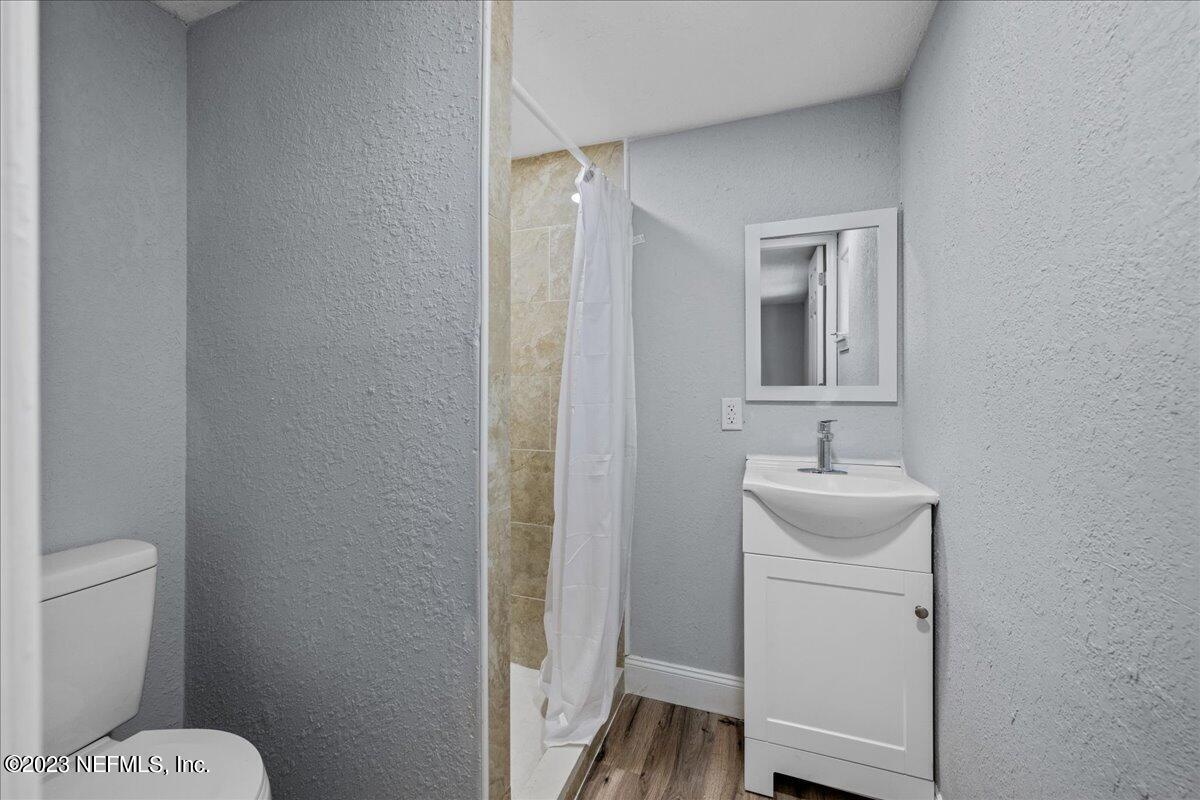 124 Warner Avenue Interlachen, FL 32148 - Photo 18 of 25 Master BA