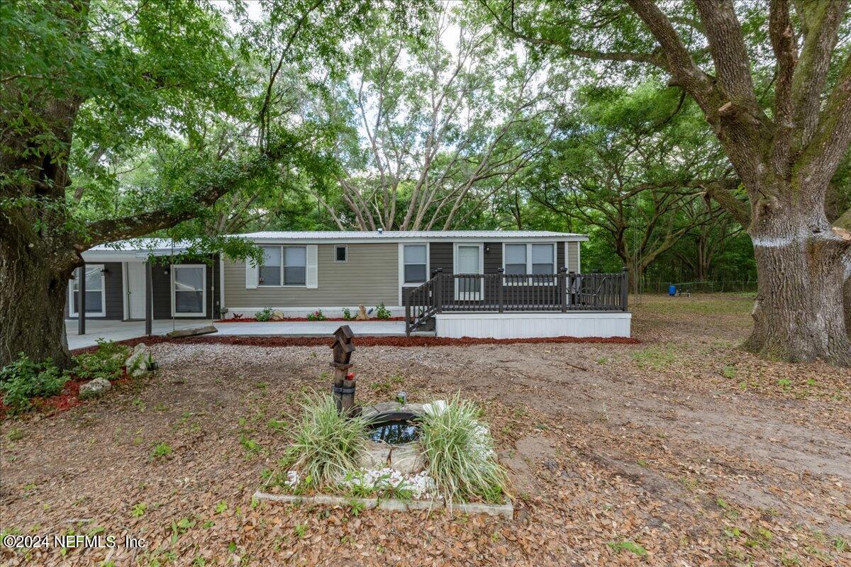124 Warner Avenue Interlachen, FL 32148 - Photo 2 of 25 Front