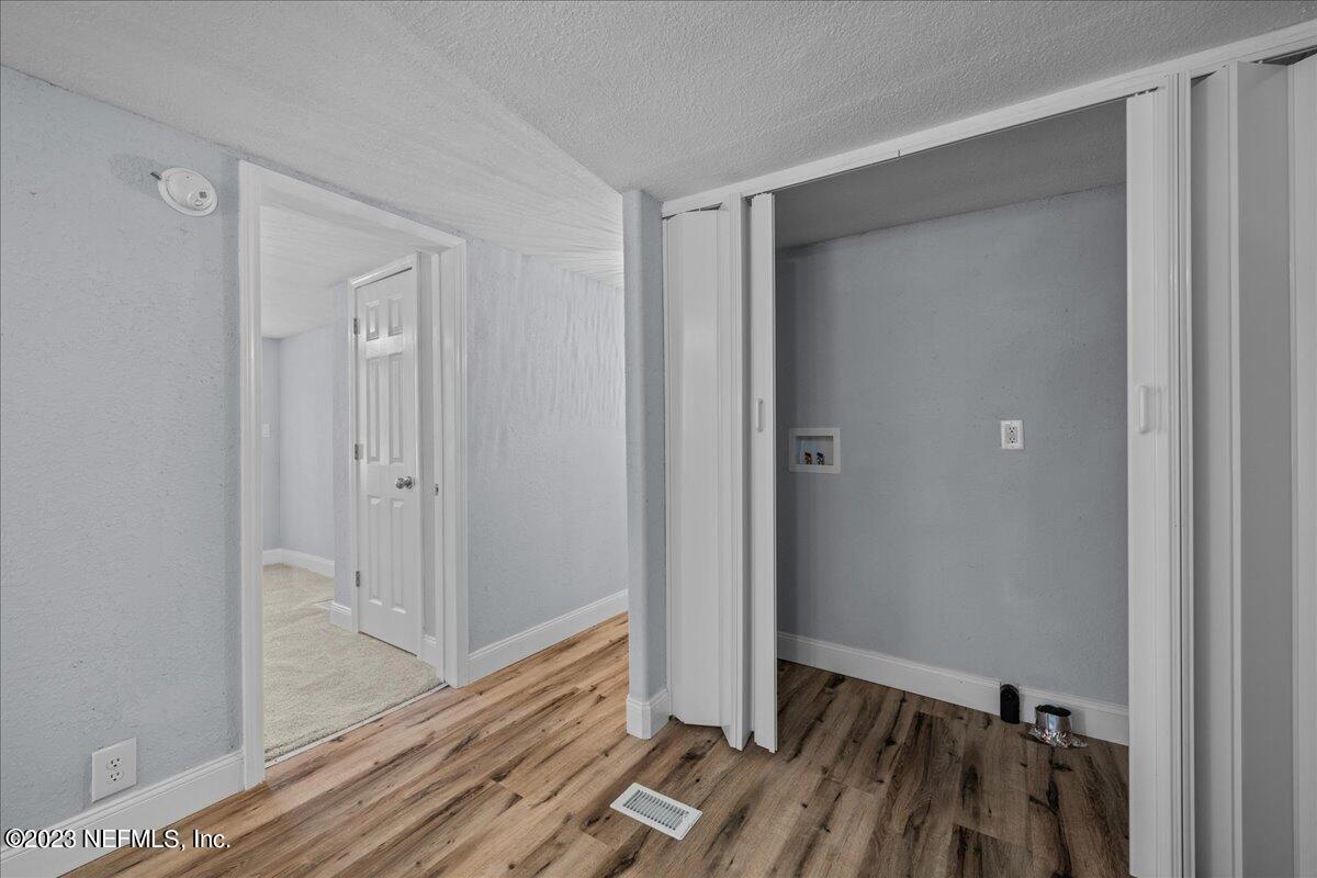 124 Warner Avenue Interlachen, FL 32148 - Photo 23 of 25 Laundry