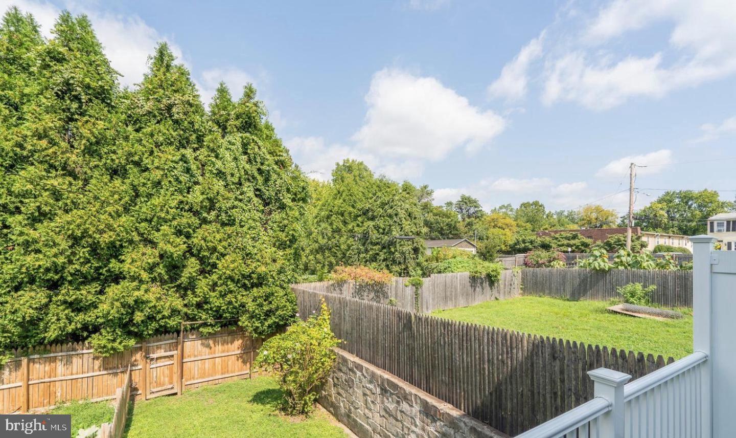 34 Maple Street Conshohocken, PA 19428 - Photo 16 of 35 Rear Yard