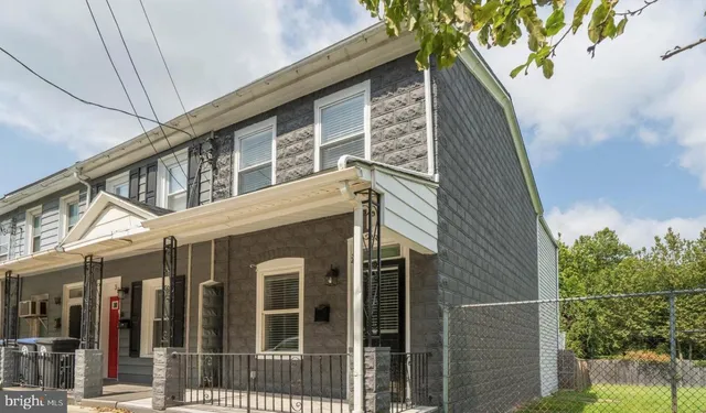 $3,000 | 34 Maple Street, Conshohocken, PA 19428