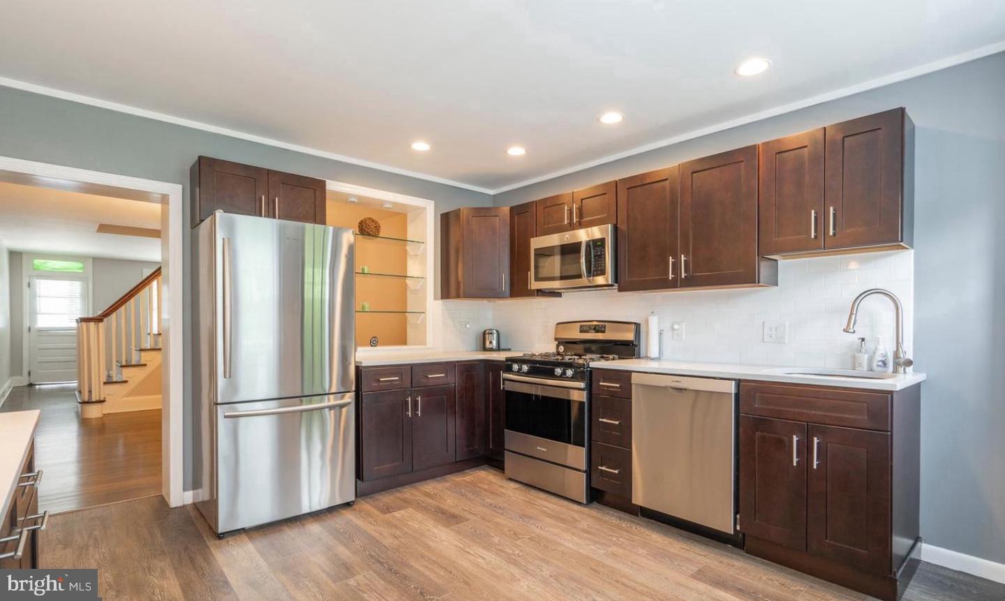 34 Maple Street Conshohocken, PA 19428 - Photo 7 of 35 Eat-in Kitchen