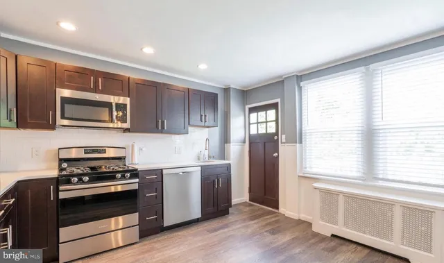 $3,000 | 34 Maple Street, Conshohocken, PA 19428