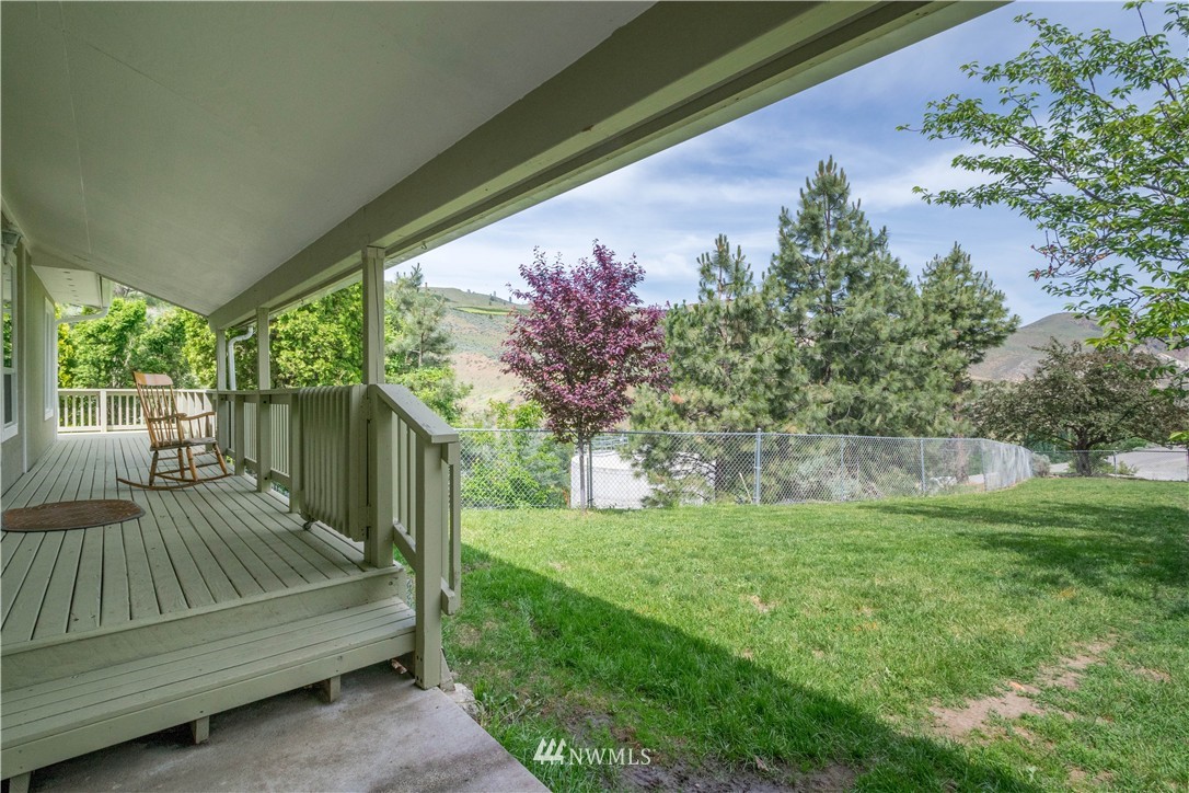 1277 Cranmer Road Wenatchee, WA 98801 - Photo 1 of 1 Gallery Image 1