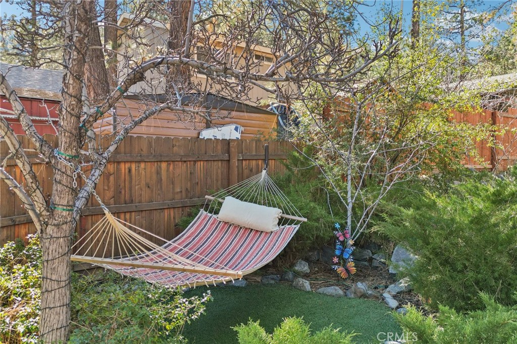 1847 Thrush Road Wrightwood, CA 92397 - Photo 24 of 33 a view of a yard with patio