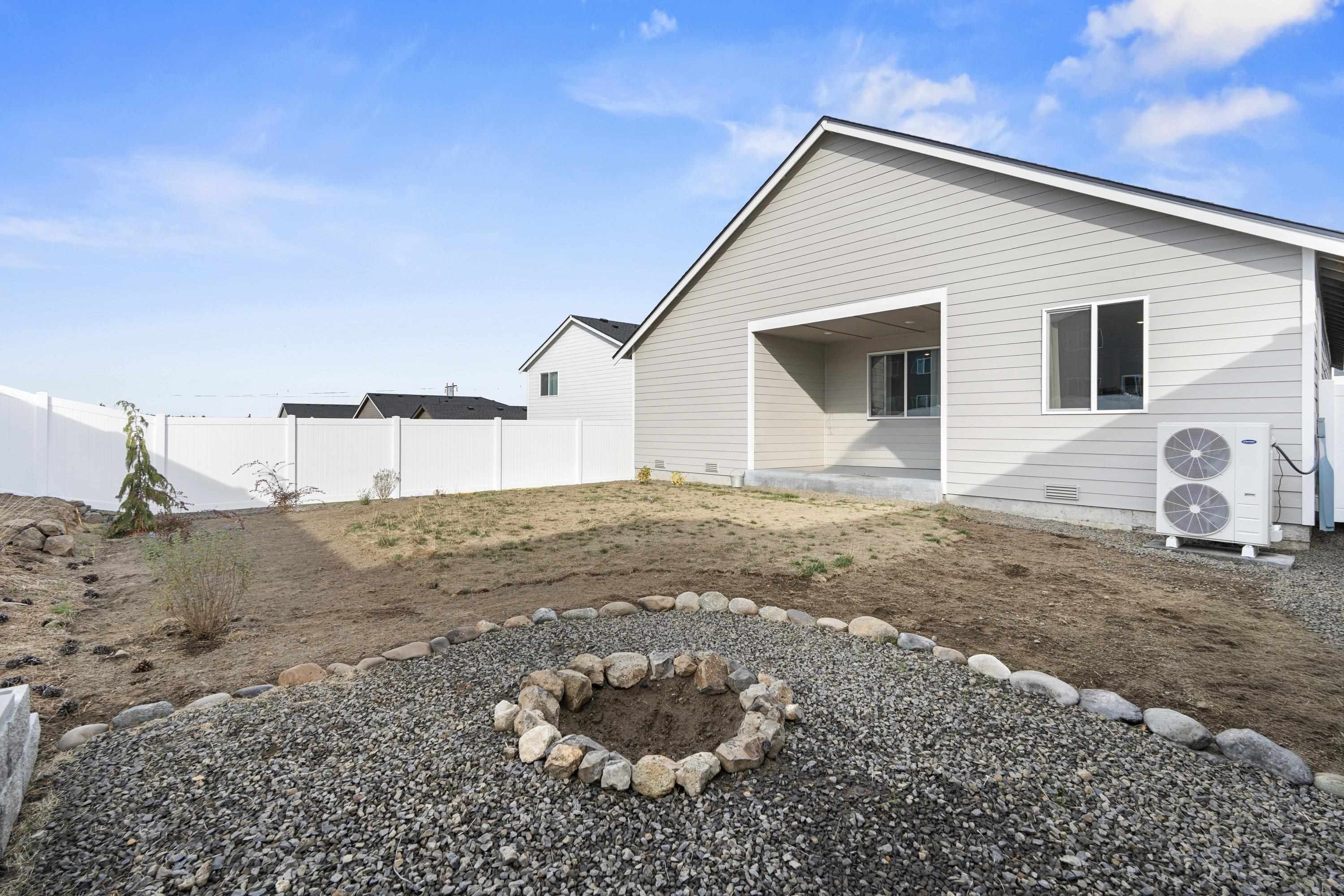 10813 North Beaverhead Road Spokane, WA 99208 - Photo 35 of 37