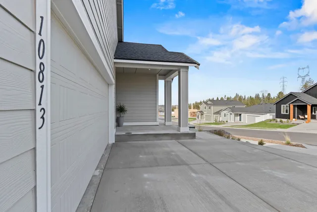 $460,000 | 10813 North Beaverhead Road, Spokane, WA 99208