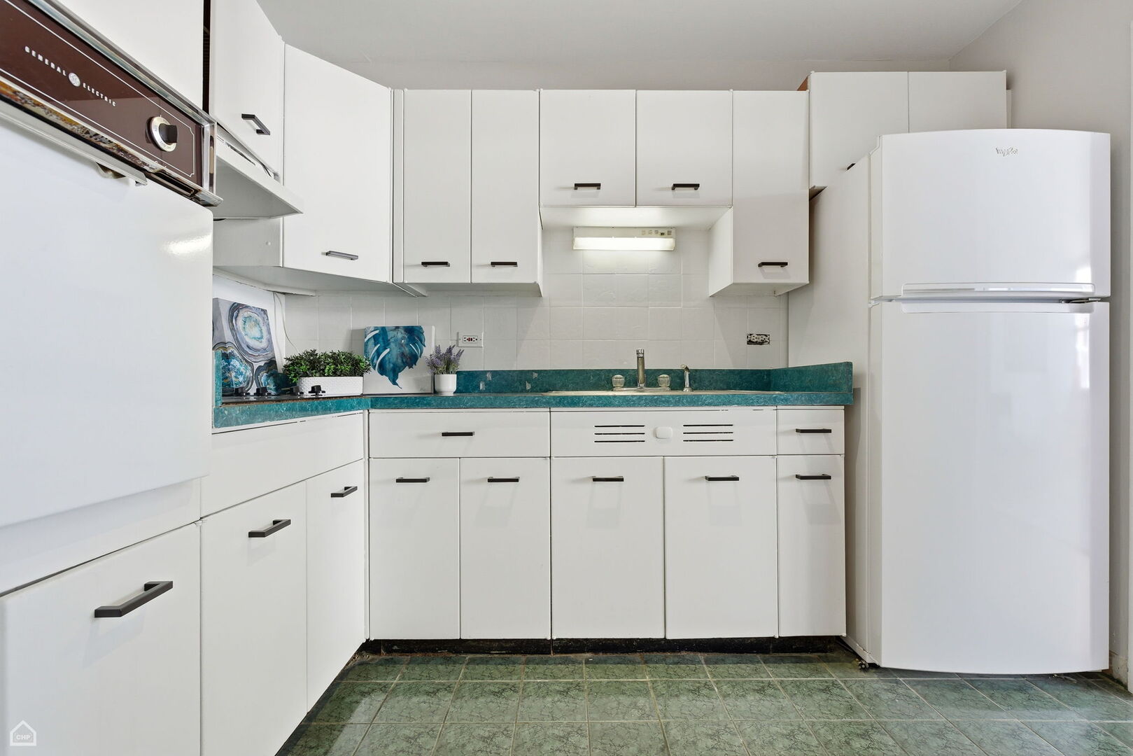 6301 North Sheridan Road, Unit 18P Chicago, IL 60660 - Photo 16 of 44 Gallery Image 16