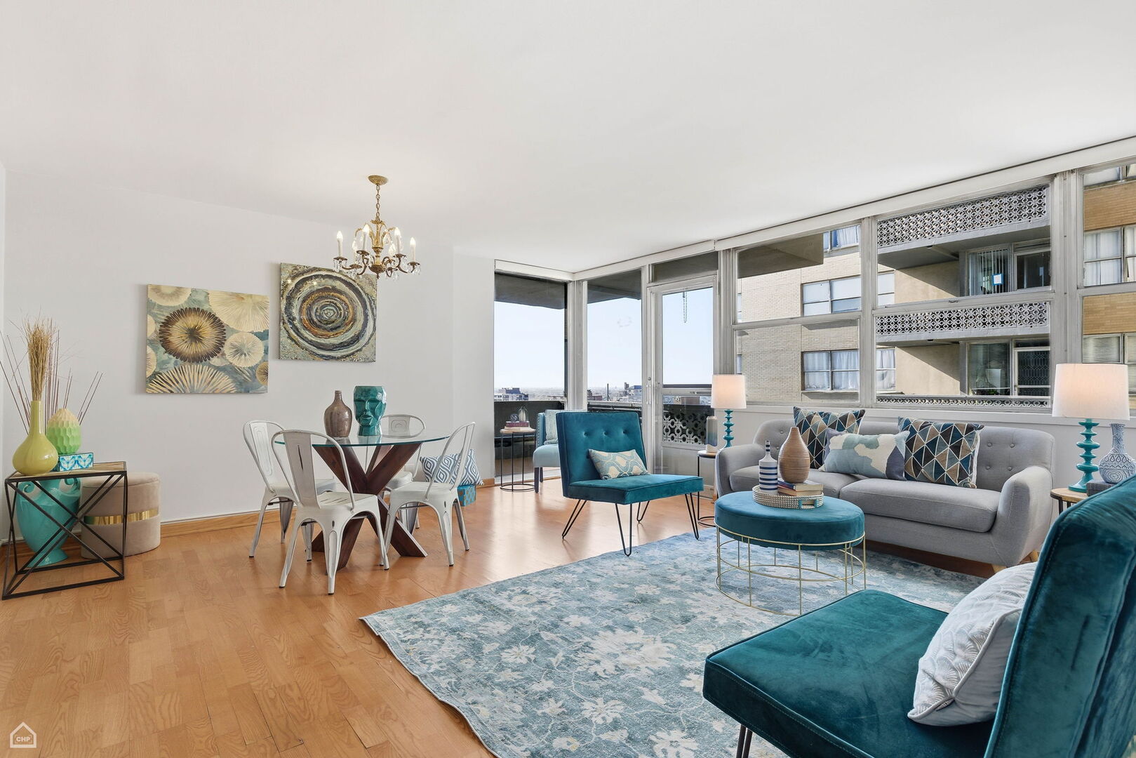 6301 North Sheridan Road, Unit 18P Chicago, IL 60660 - Photo 2 of 44 Gallery Image 2