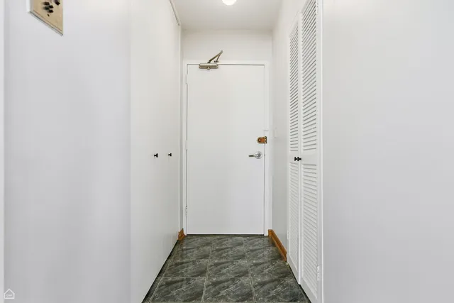 $129,000 | 6301 North Sheridan Road, Unit 18P, Chicago, IL 60660