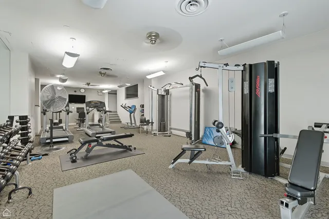 $129,000 | 6301 North Sheridan Road, Unit 18P, Chicago, IL 60660