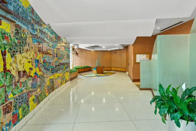 $129,000 | 6301 North Sheridan Road, Unit 18P, Chicago, IL 60660