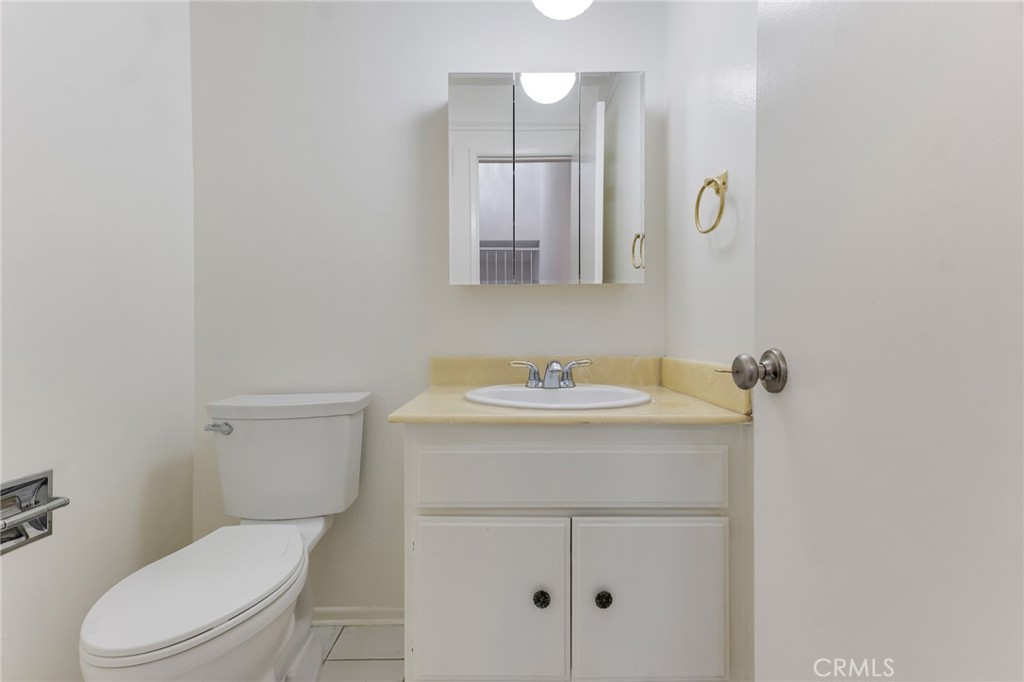 19545 Sherman Way, Unit 47 Reseda, CA 91335 - Photo 27 of 47