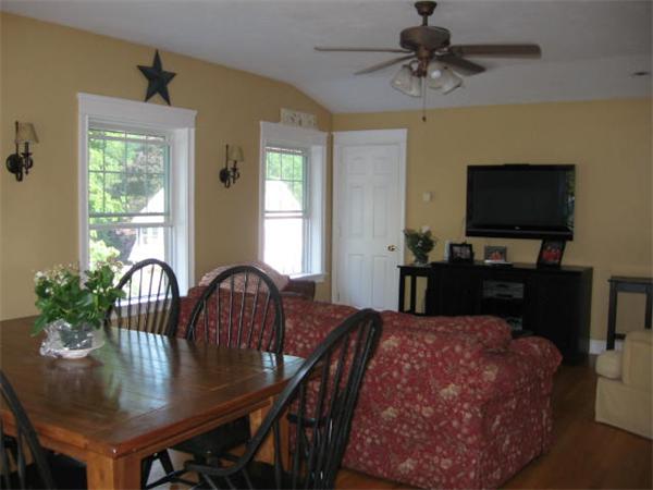 6 Lyndale Road Worcester, MA 01606 - Photo 3 of 21 a view of a dining room with furniture