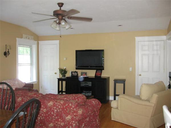 6 Lyndale Road Worcester, MA 01606 - Photo 4 of 21 a living room with furniture and a flat screen tv