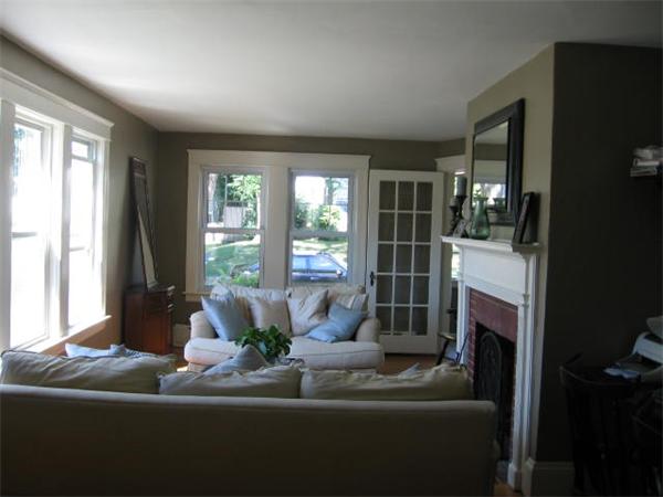 6 Lyndale Road Worcester, MA 01606 - Photo 8 of 21 a living room with furniture and a window