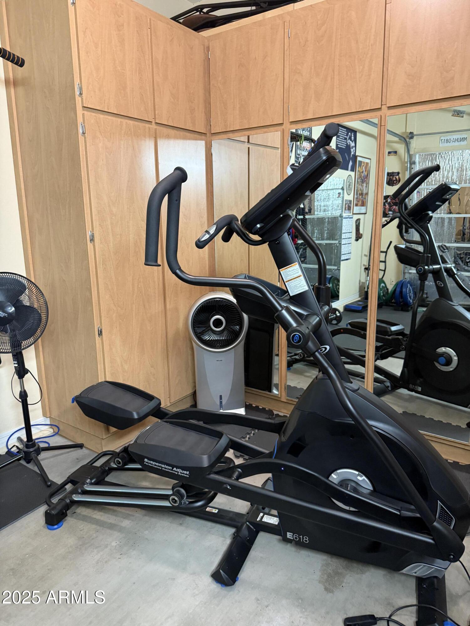 2245 West Clearview Trail Phoenix, AZ 85086 - Photo 31 of 76 a room with gym equipment