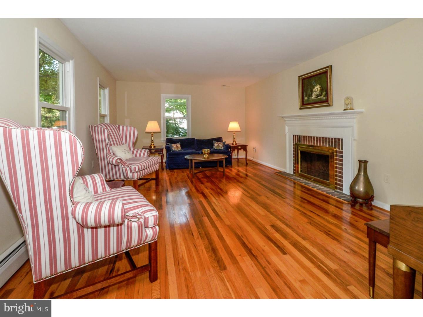 3057 Yorkshire Road Doylestown, PA 18902 - Photo 3 of 25 Living Room