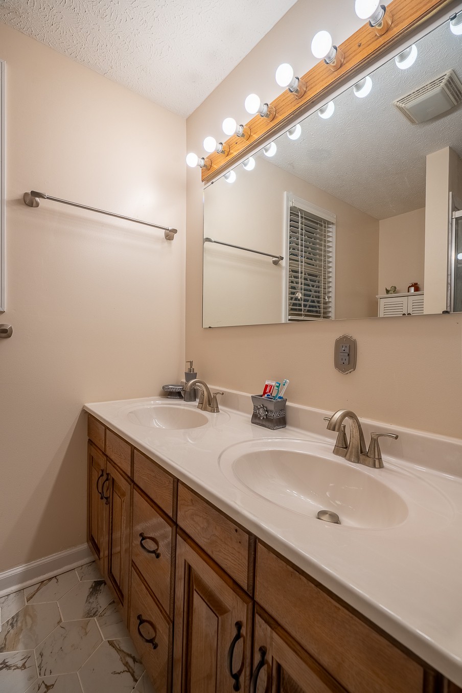 9850 Buttermilk Ridge Road Lawrenceburg, TN 38464 - Photo 21 of 54 Gallery Image 21