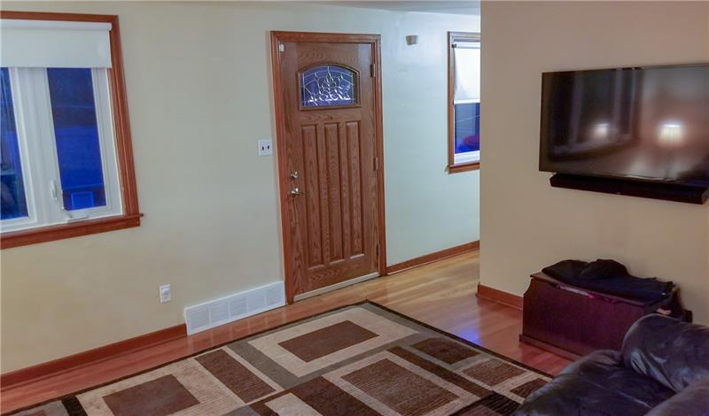 641 Irwin Run Road West Mifflin, PA 15122 - Photo 2 of 20 Entry