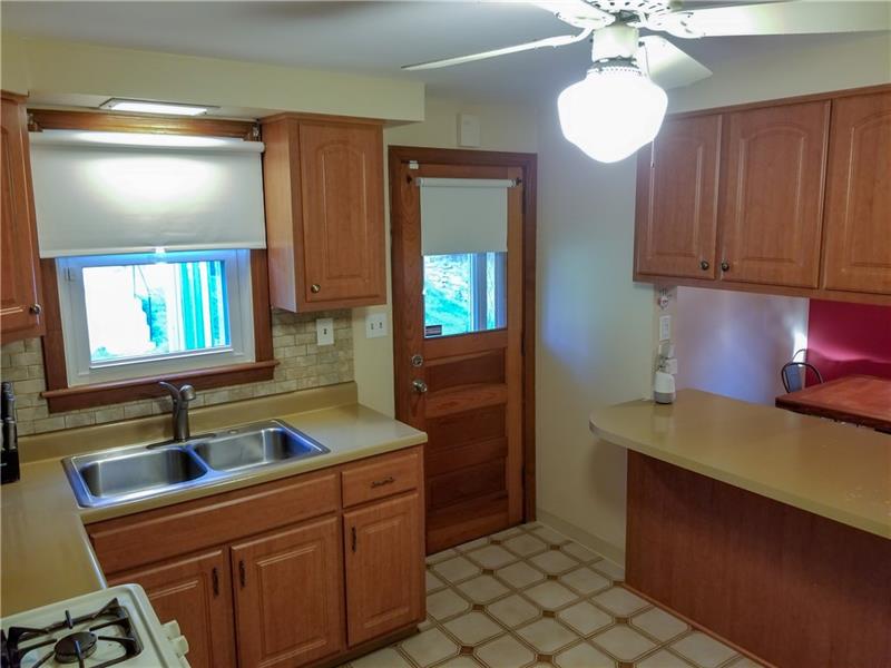 641 Irwin Run Road West Mifflin, PA 15122 - Photo 7 of 20 Kitchen