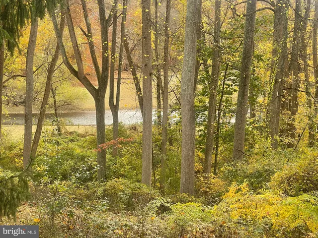 $295,000 | 25 Langton Lane, Newtown Square, PA 19073