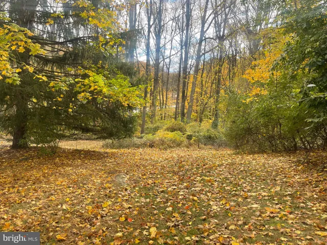 $295,000 | 25 Langton Lane, Newtown Square, PA 19073