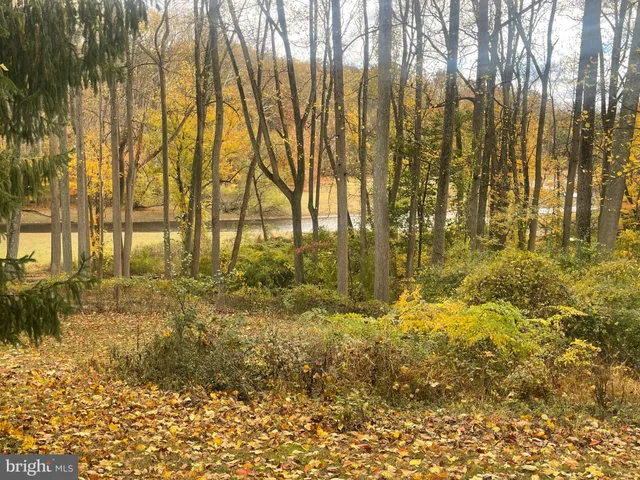 $295,000 | 25 Langton Lane, Newtown Square, PA 19073