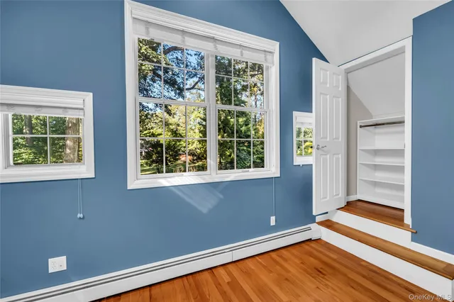 $1,129,000 | 4 Iroquois Avenue, Palisades, NY 10964