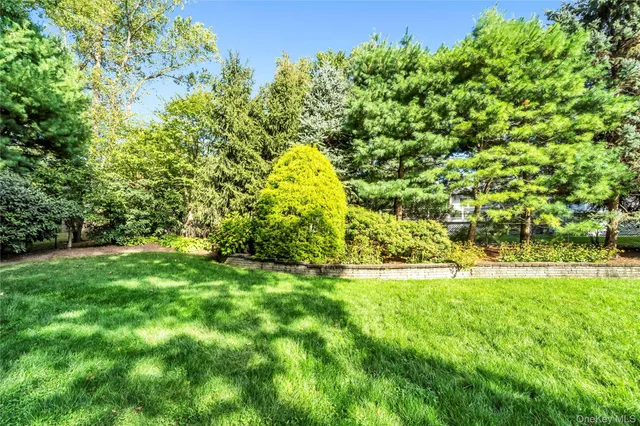 $1,129,000 | 4 Iroquois Avenue, Palisades, NY 10964