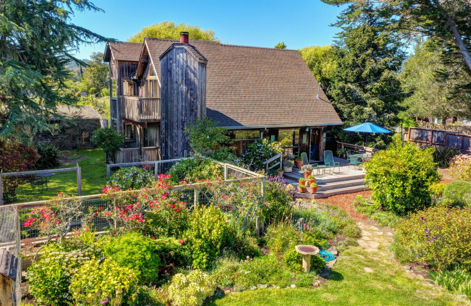 385 Cedar Road Bolinas, CA 94924 - Photo 1 of 70