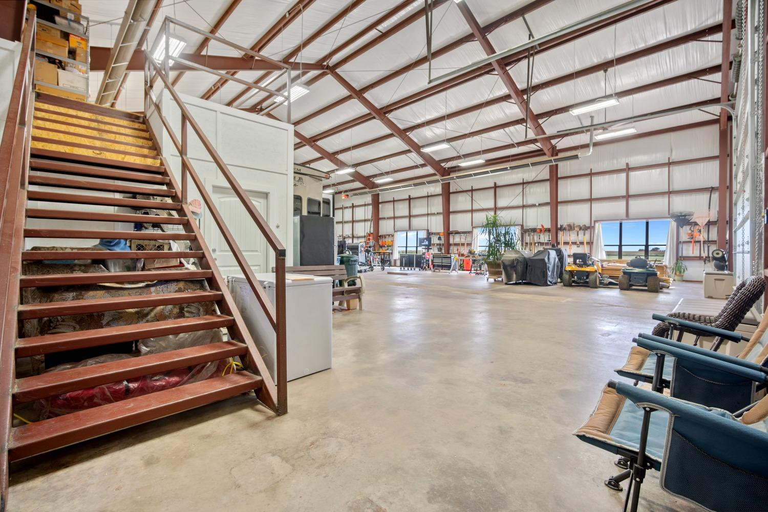 1384 County Road 211 Wilson, TX 79381 - Photo 8 of 44