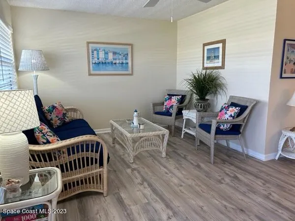 $1,500 | 200 St Lucie Lane, Unit 207, Cocoa Beach, FL 32931
