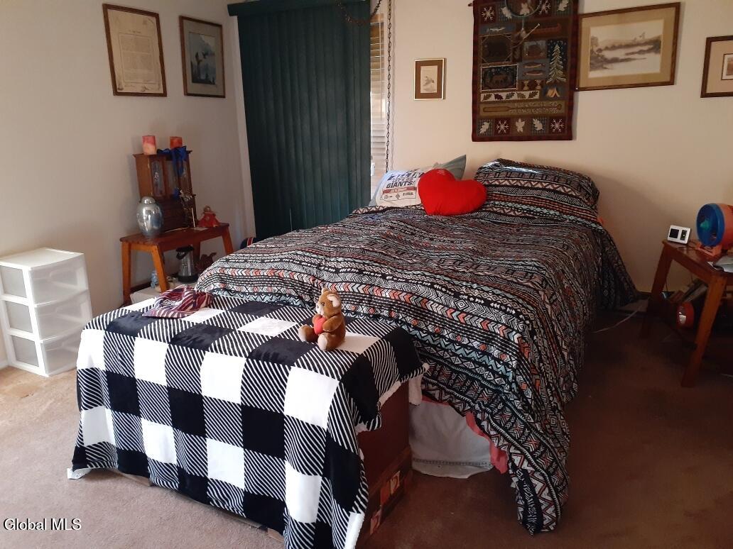 44 Thimbleberry Road Malta, NY 12020 - Photo 13 of 17 Resized_20251006_161651