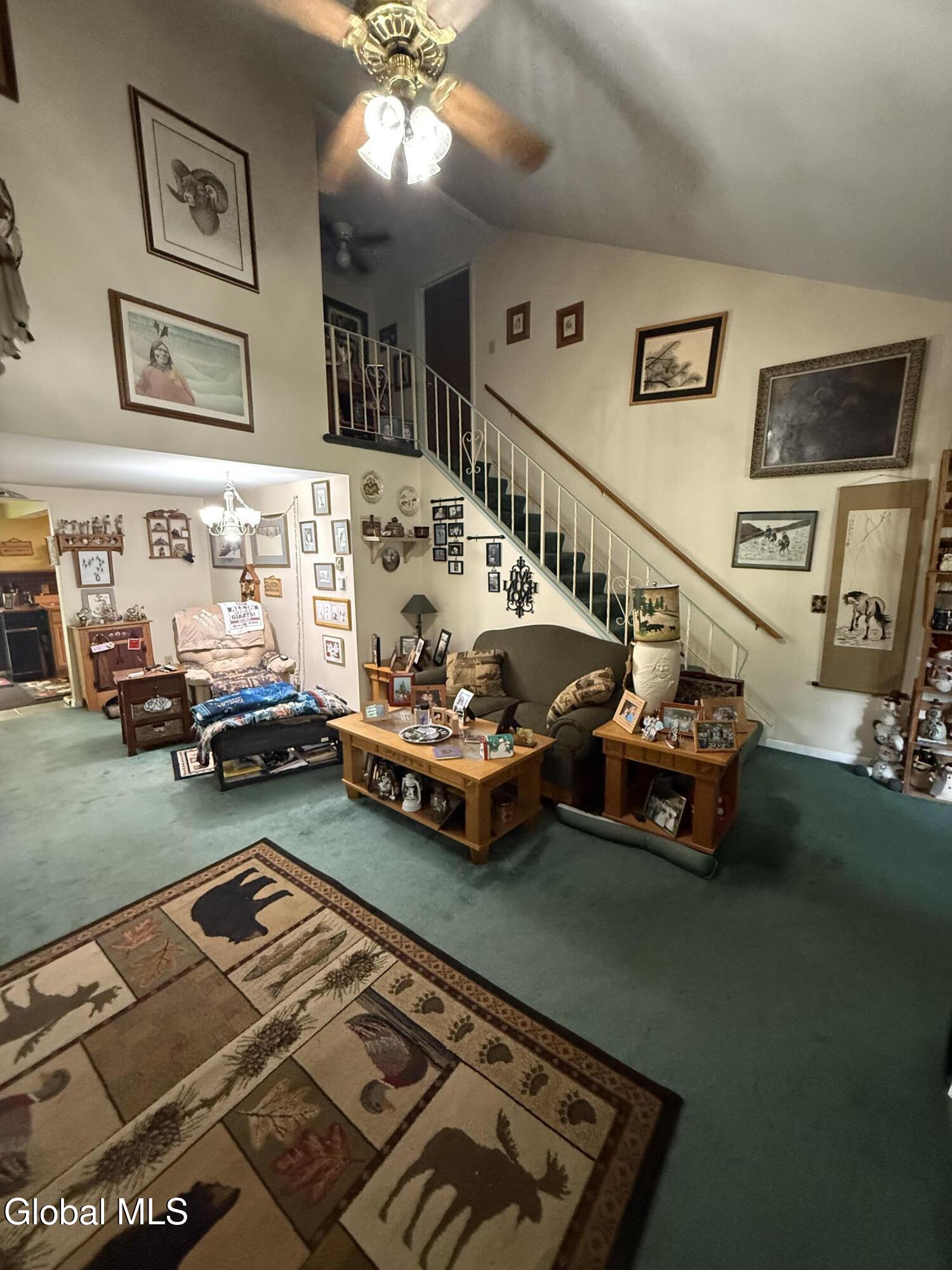 44 Thimbleberry Road Malta, NY 12020 - Photo 2 of 17 IMG_1126