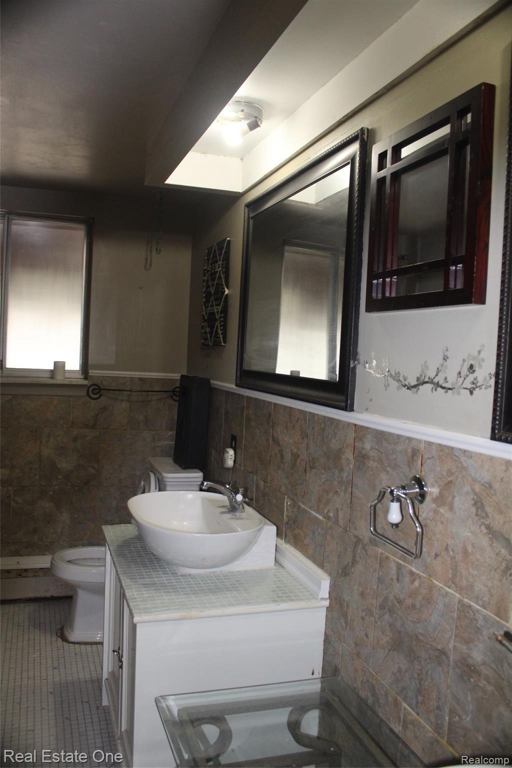29223 Spring Farmington, MI 48334 - Photo 16 of 29 IMG_6281.JPG