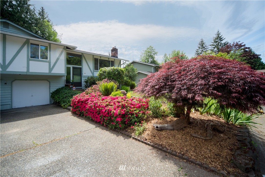 17003 28th Drive Southeast Bothell, WA 98012 - Photo 3 of 25