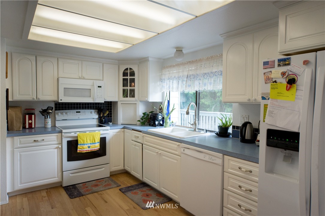17003 28th Drive Southeast Bothell, WA 98012 - Photo 6 of 25