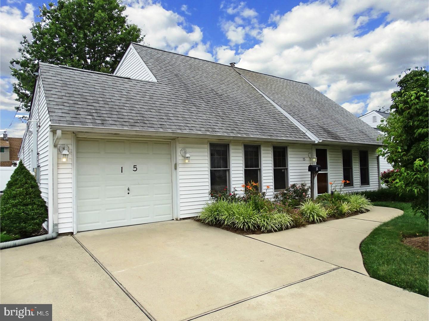 15 Quakeroak Road Levittown, PA 19057 - Photo 1 of 25 Exterior Front